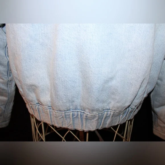 American Eagle Sherpa-lined Denim Bomber Jacket with Fur Hood Women's XXS - Picture 8 of 10